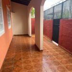 Entrada en la casa principal, primer cuerpo